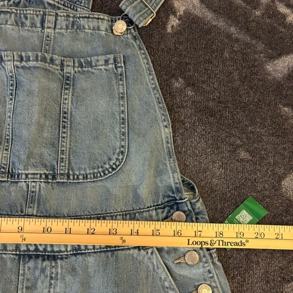 Gap Women's Slouchy Bib Overalls Medium Denim Light Wash Farmcore Country Girl - Picture 12 of 13